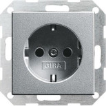 Розетка Gira System 55 Schuko с/з 16A 250V безвинтовой зажим алюминий 046626