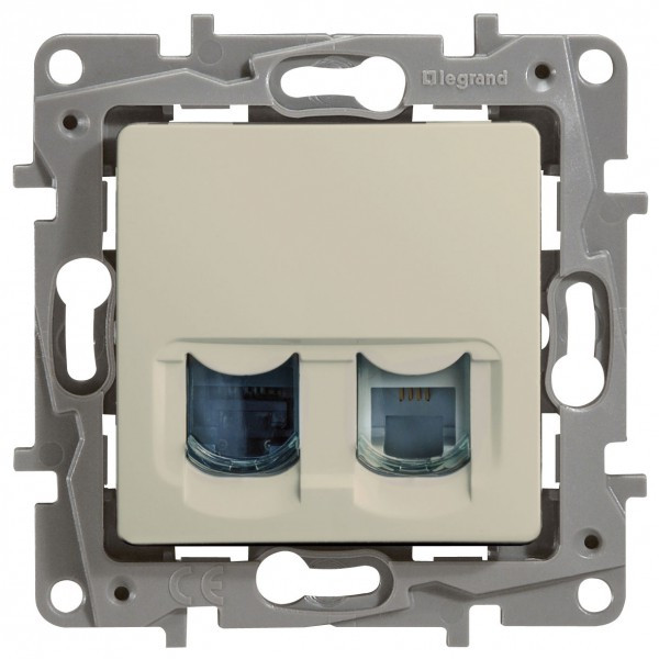 Розетка RJ-11+RJ-45 Legrand Etika слоновая кость 672352