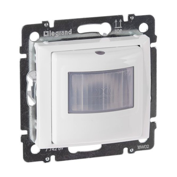 Датчик движения Legrand Valena Classic ИК, трехпроводный, белый 774269