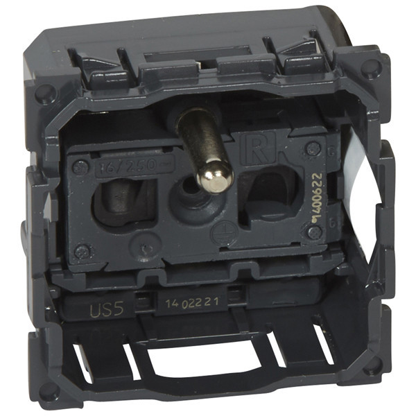 Силовая розетка Legrand Celiane 2K+3 франц.стандарт 067111