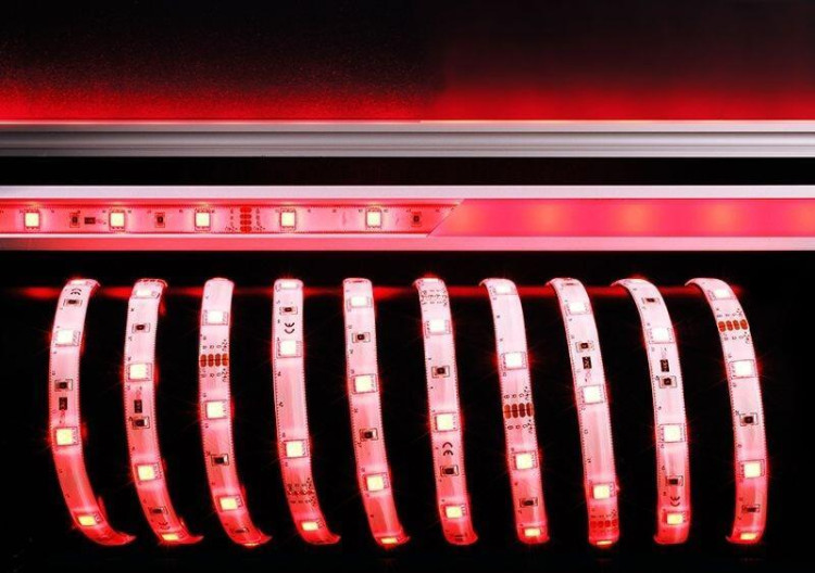 Лента светодиодная Deko-Light 5050-30-12V-RGB-3m 840075 Лента светодиодная Deko-Light 5050-30-12V-RGB-3m 840075