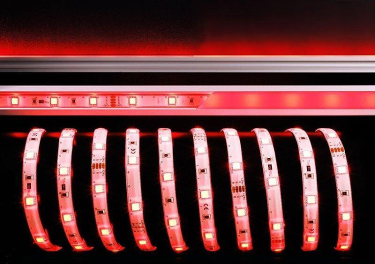 Лента светодиодная Deko-Light 5050-30-12V-RGB-5m 840101 Лента светодиодная Deko-Light 5050-30-12V-RGB-5m 840101