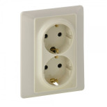 Розетка двойная Legrand Valena Life 2x2K+3 со шторками, слоновая кость 753031+754951+754231