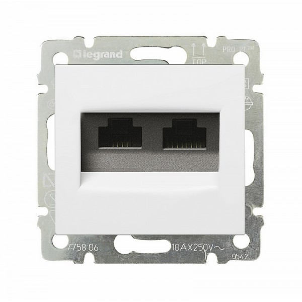 Розетка RJ-45 Legrand Valena Classic UTP 2, белая 774247
