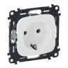 Розетка силовая Legrand Valena Allure 2K+3 со шторками, белая 753720