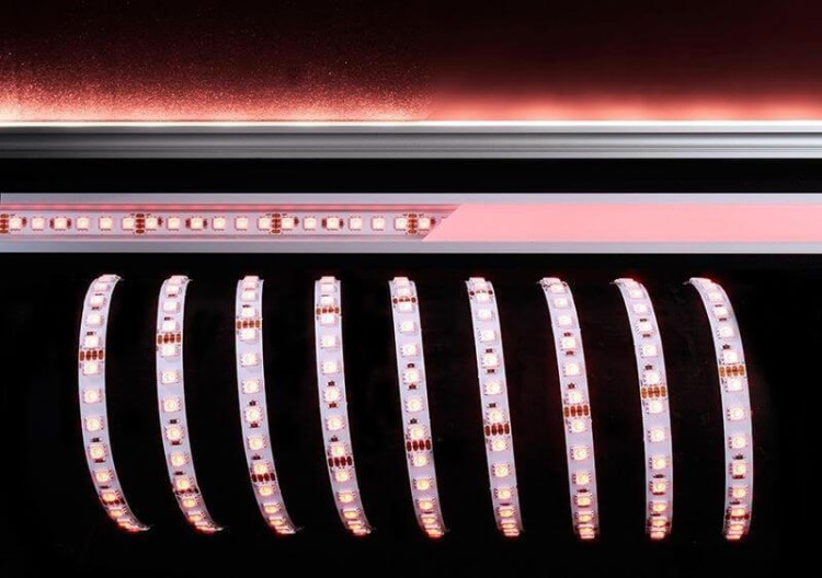 Лента светодиодная Deko-Light 5050-96-24V-RGB-3m 840257 Лента светодиодная Deko-Light 5050-96-24V-RGB-3m 840257