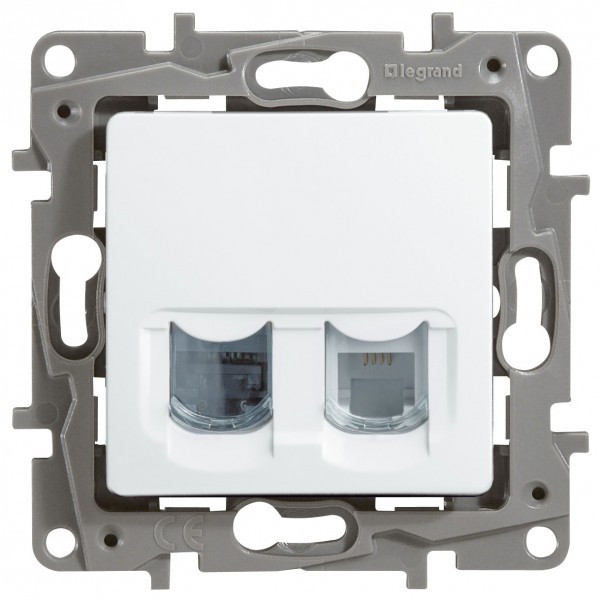 Розетка RJ-11+RJ-45 Legrand Etika белая 672252