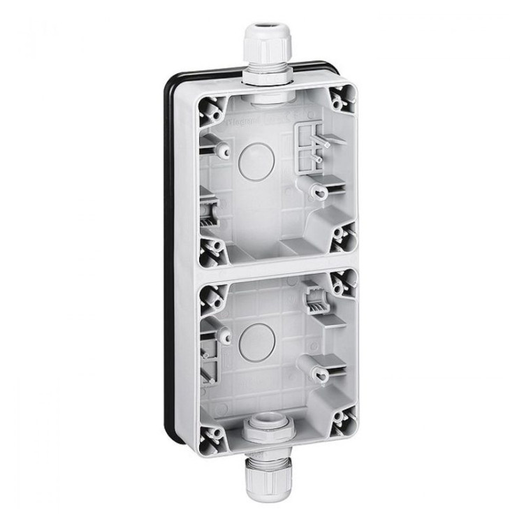 Монтажная коробка Legrand Plexo IP66 на 2 поста (вертикальный монтаж) 090492