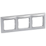 Рамка Legrand Valena Classic на 3 поста, алюминий/серебряный штрих 770353